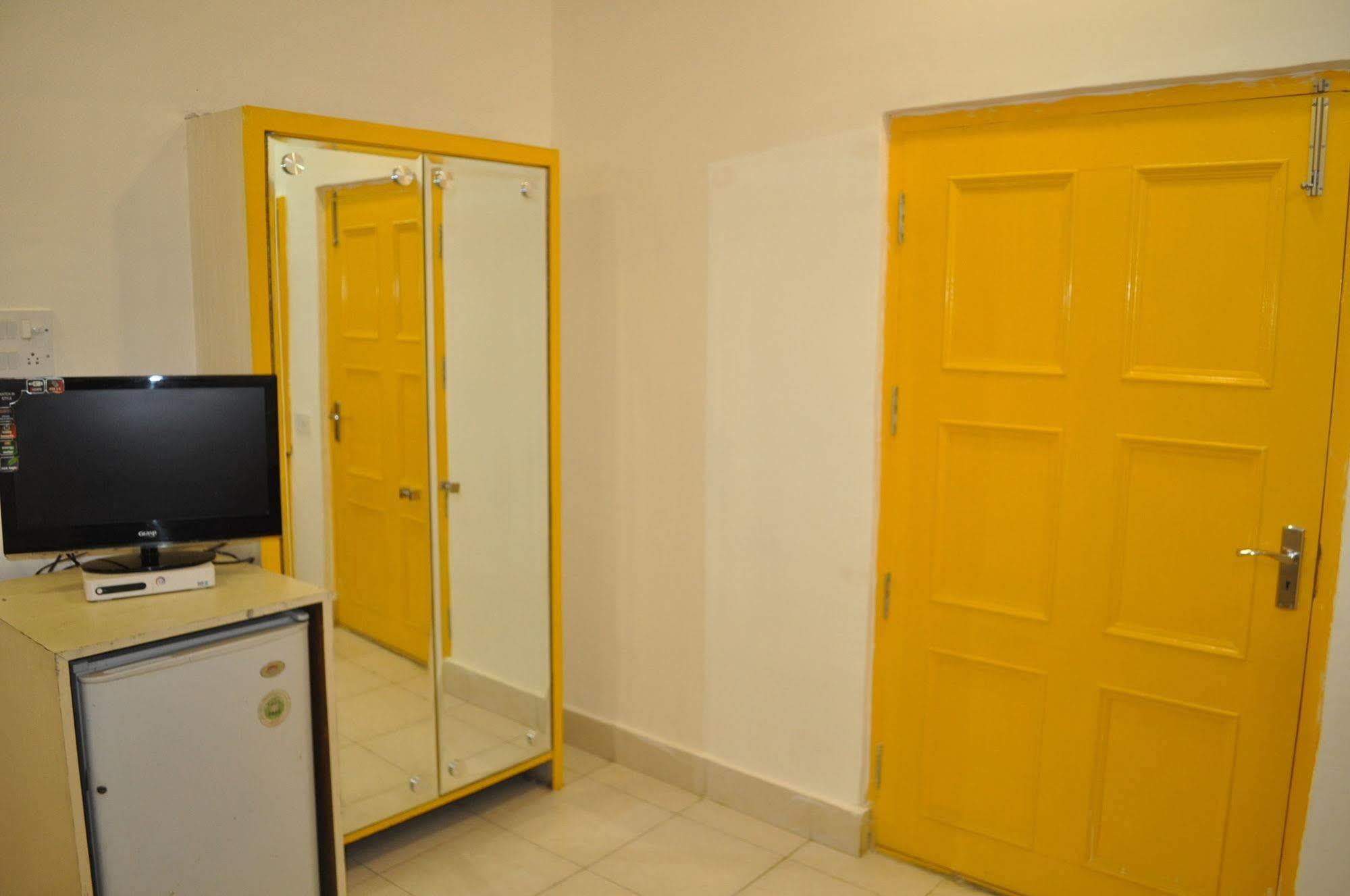 Hotel Kabli New Delhi Luaran gambar