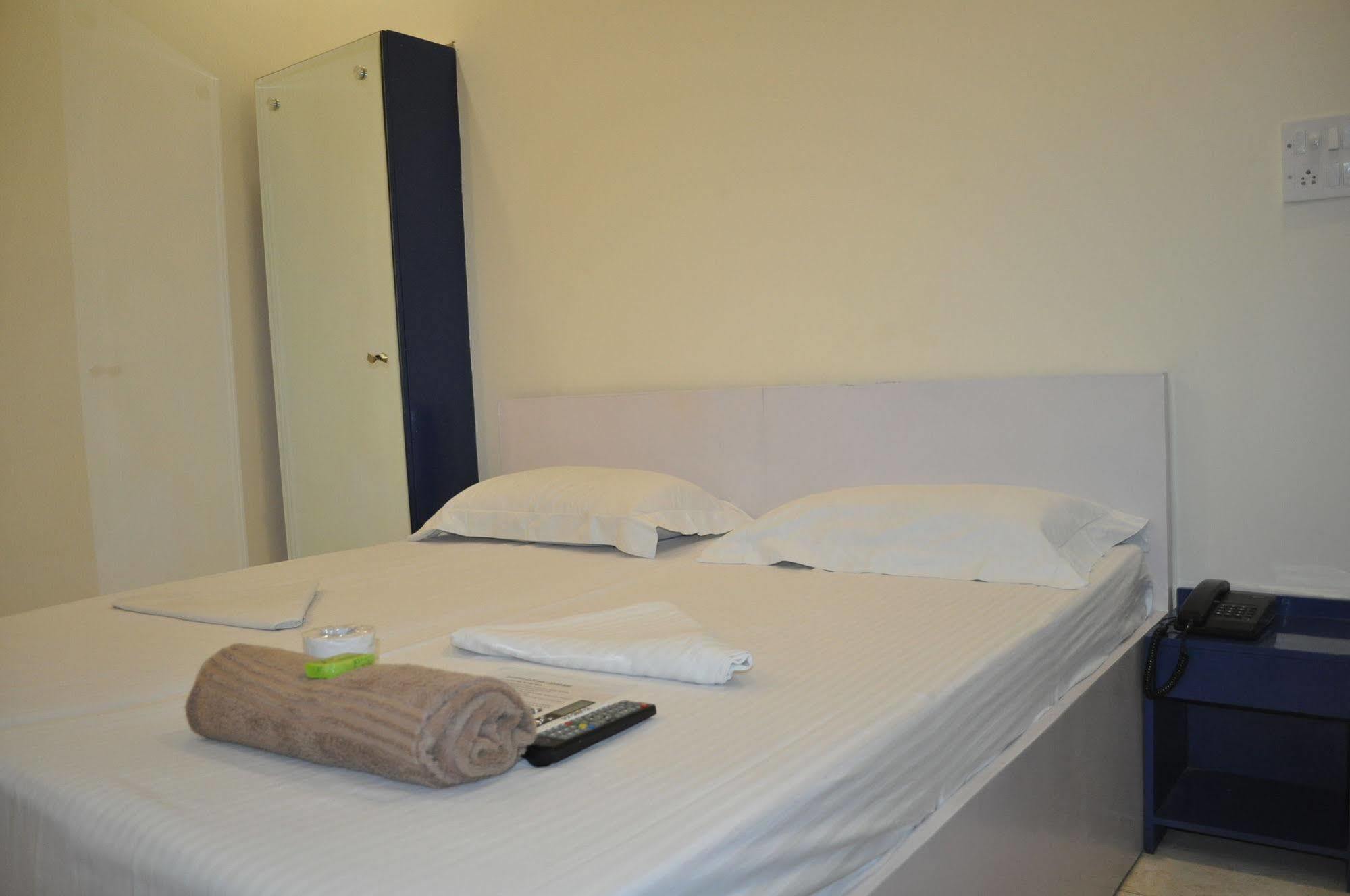Hotel Kabli New Delhi Luaran gambar